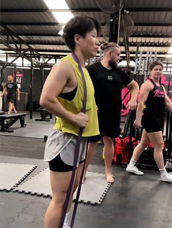 海外华人如何解锁UFC赛事?3招教你畅看张伟丽大战子弹姐