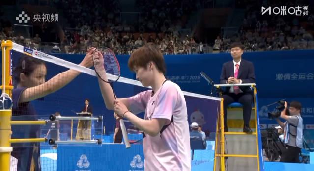 全运会羽毛球激战正酣！陈雨菲逆转晋级，教你三招看懂比赛关键点