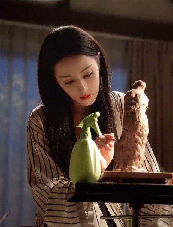 海外华人如何突破地域限制观看《枭起青壤》？迪丽热巴新剧引爆追剧热潮